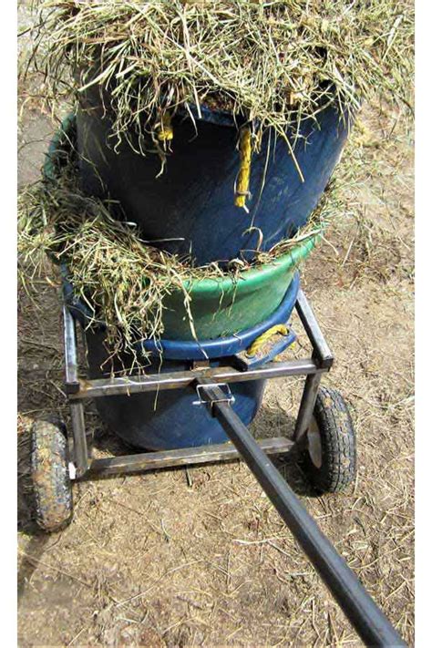 Easy Lift Muck Bucket Cart Hughey Co Stable Carts Stable Equipment