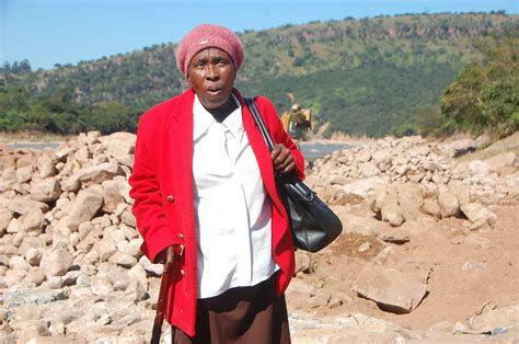 Sandf Helps Trapped Residents Rebuilds Bridges Roads After Kzn Floods