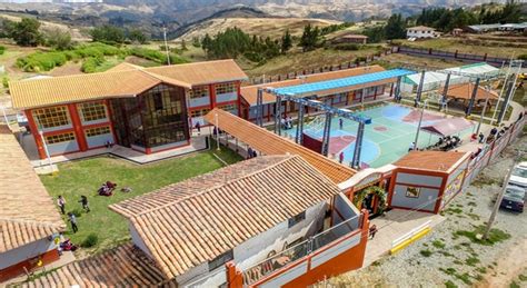 Cusco Inauguran 2 Modernas Infraestructuras Educativas En Chinchero Y