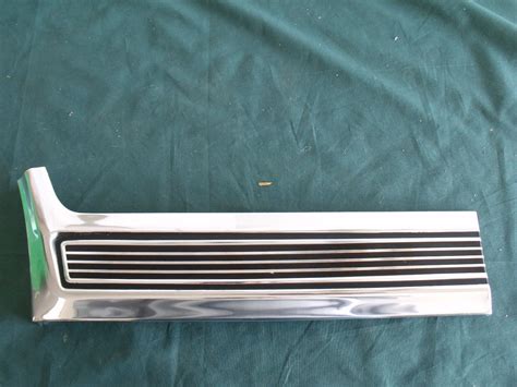 Nos Ford Galaxie Xl Lh Front Fender Moulding Oem Fomoco Ebay