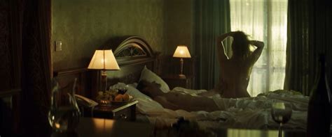 Nude Video Celebs Ekaterina Guseva Sexy Vhodya V Dom Oglyanis S E