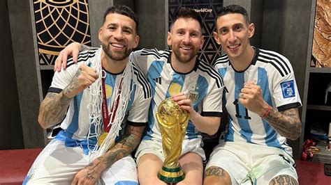 TODOS los FESTEJOS de los JUGADORES de ARGENTINA tras salir CAMPEÓN del