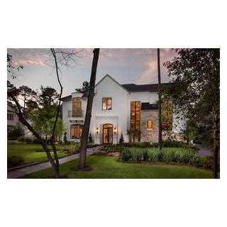 Oak Shadow Transitional Exterior Houston By Frankel Design