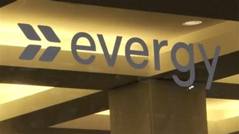 Evergy reports highest power outage event in company history : r/kansas