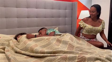 Captions Videos XVIDEOS