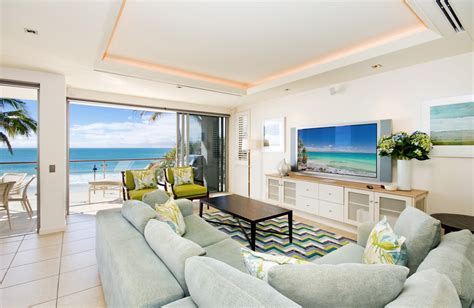 The Breakers 4: Oceanfront Bliss | Niche Holidays Noosa