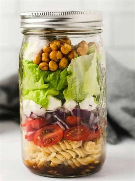 18 Vegetarian Lunch Recipes To Delight Your Tastebuds