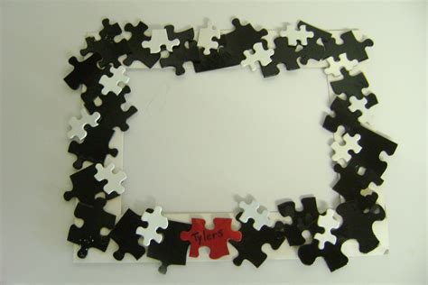 Rejoicing In The Present: DIY Puzzle Frame