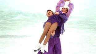 Torvill & Dean wow thousands in Sarajevo with Bolero - ITV News