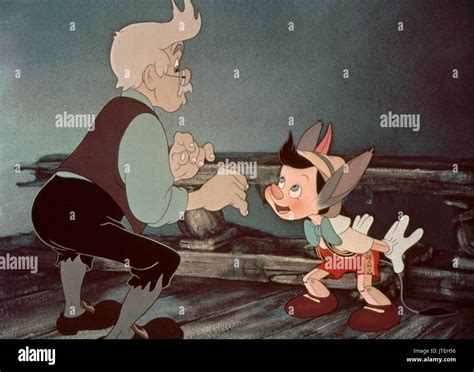 Geppetto pinocchio pinocchio 1940 hi-res stock photography and images ...