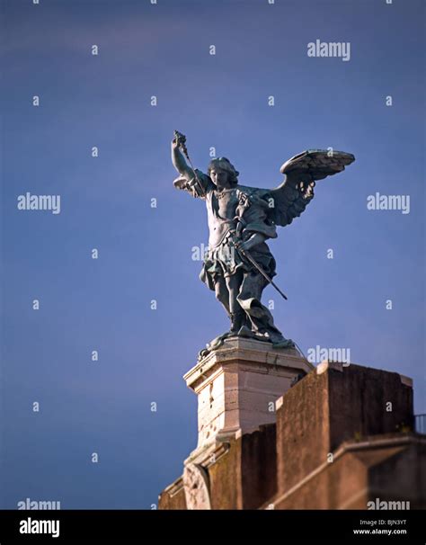 Angel Statue Sword Hi Res Stock Photography And Images Alamy