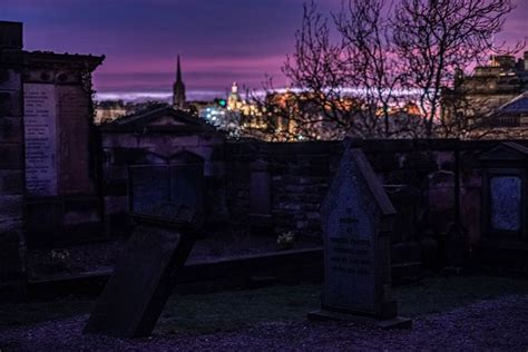 Tour Privado Misterios Quema De Brujas Y Fantasmas De Edimburgo