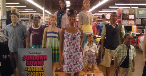 deonte` K's Spot: Those Old Navy Mannequins.............