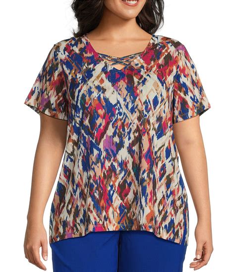 Allison Daley Plus Size Diamond Ikat Print Short Sleeve Criss Cross V Neck Gauze Knit Top