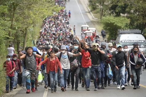 Le Foto Della Grande Carovana Di Migranti In America Centrale Rolling