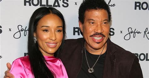 Singer Lionel Richie's Girlfriend List Is Quite Minimal — Get the Tea