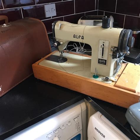 Vintage Alfa Sewing Machine In Bl2 Bolton Für £ 2000 Zum Verkauf