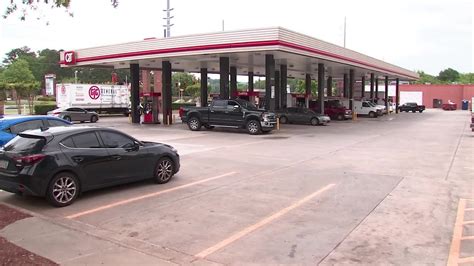 Video Gas Shortage Fears Trigger Panic Buying Which Causes Gas