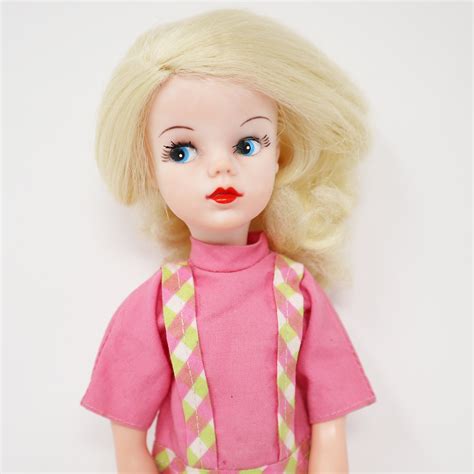 Vintage 1960s Pedigree New Look Side Part Sindy 1969 Fashion Etsy