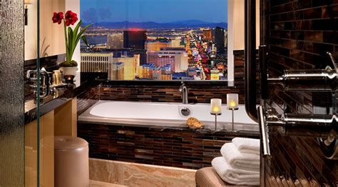 The BEST Las Vegas Hotels with Jacuzzi Tub In-Room