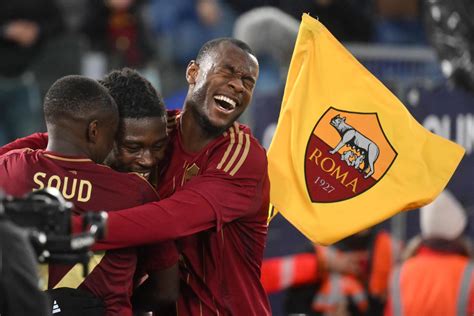 Roma Lecce 4 1 Ranieri Sblocca I Giallorossi Prima Vittoria Del Suo