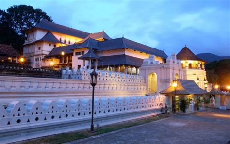 Top 10 Must Visit Places In Sri Lanka Trodly