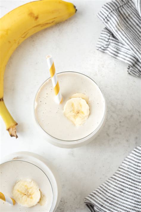 Easy Banana Smoothie Recipe