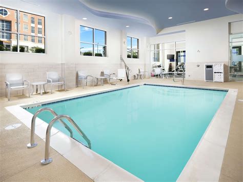 Hampton Inn by Hilton Wilmington Downtown Wilmington, North Carolina, US - Reservations.com