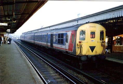 Demu Class 205 205030 Basingstoke 3rd December 1989 Flickr