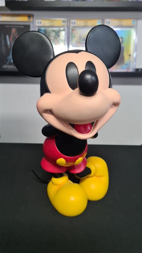 Disney Showcase Mickey Mouse Large Figurine 6013276 Ebay