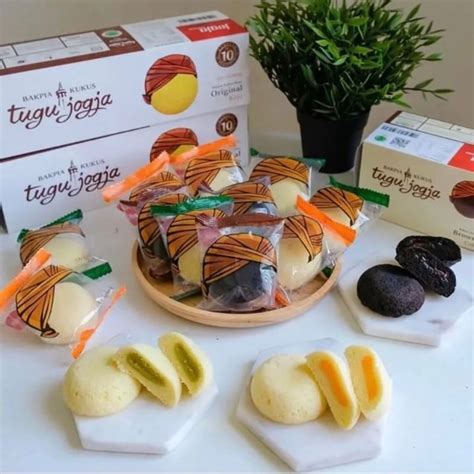 Jual Bakpia Kukus Tugu Jogja Isi 10 All Varian Shopee Indonesia