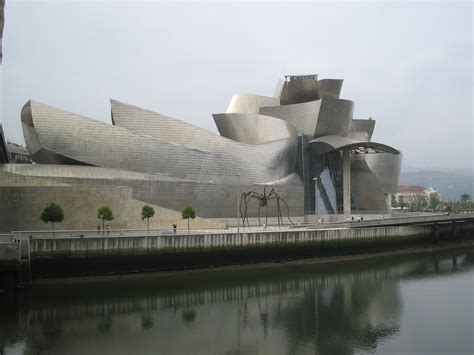 File:Guggenheim museum Bilbao.jpg - Wikipedia