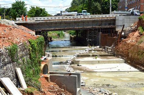 vc repórter 8 meses após desabar ponte de SP está em fase final de obras