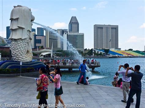 Singapore, Merlion Park - Merlion at Night