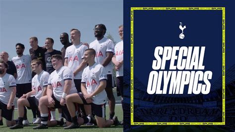 LEDLEY KING MICHAEL DAWSON LEAD SPECIAL OLYMPICS TRAINING SESSION