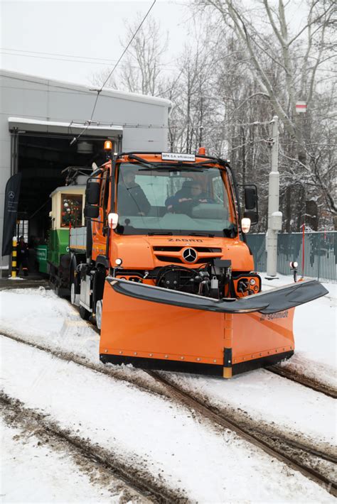 Mpk Pozyska O Wielofunkcyjny Pojazd Techniczny Unimog Magiczny Krak W