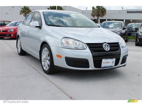 Reflex Silver Metallic Volkswagen Jetta Wolfsburg Edition Sedan