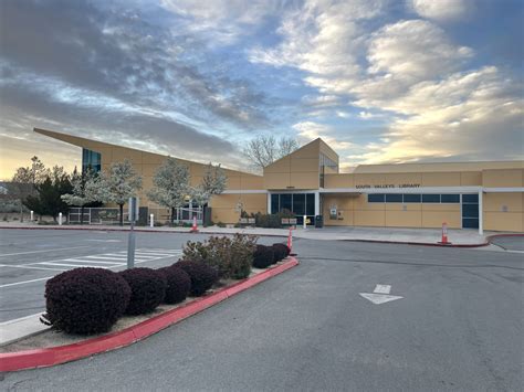 South Valleys Library Closed Due to Davis Fire | Washoe Life