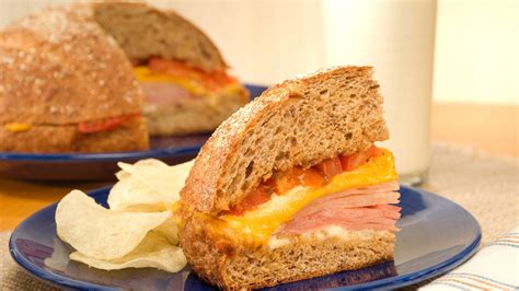 Easy Hot Ham Sandwich Recipe for Dinner | Hellmann's US