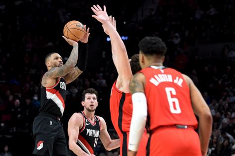 Damian Lillard Scores 71 Points in Trail Blazers Win Over Rockets - The ...