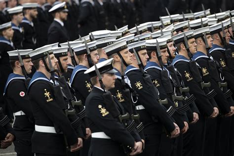 Navy struggling to attract new recruits as Gen Z not prepared to ...