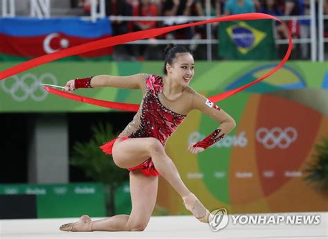 Son Yeon Jae Performs Her Ribbon Routine Yonhap News Agency