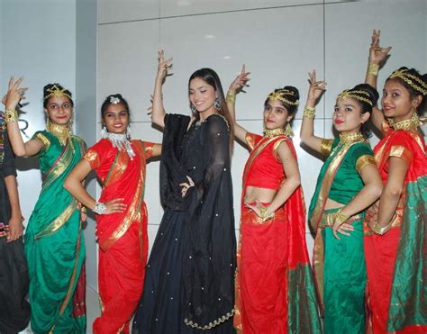 When Jhalkari bai danced with students | Events Movie News - Times of India