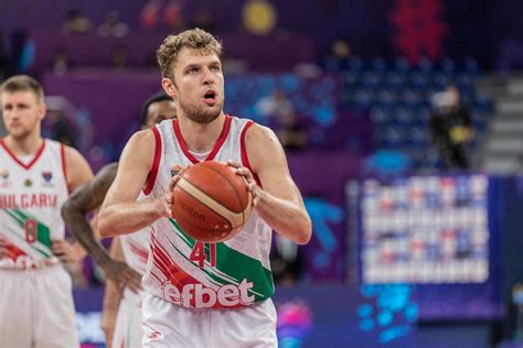 Sacramento Kings Sign Euroleague Mvp Sasha Vezenkov To Three Year