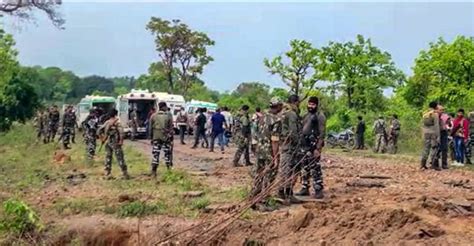 Militia Platoon Section Commander Among 18 Naxalites Surrender In