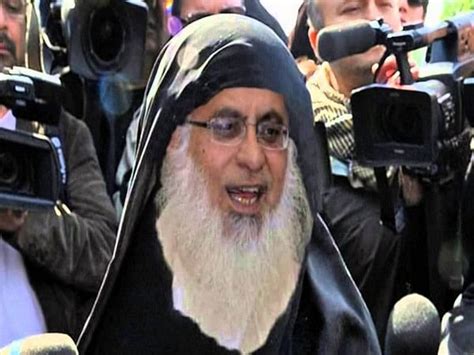 Controversial Cleric Occupies Pakistans State Owned Lal Masjid