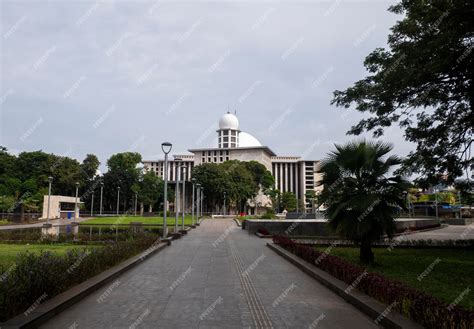 Premium Photo | Istiqlal mosque