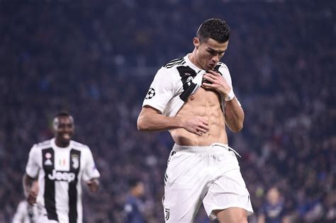 Champions League Il Gol Di Cristiano Ronaldo Al Manchester United