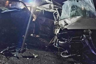 Tragedia pod Sierpcem Bus zmiażdżył osobówkę Nie żyje kobieta 5 osób