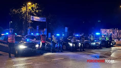 Controlli Straordinari Della Polizia Sulle Strade Ritirate Tre Patenti